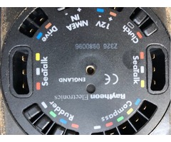 SYSTÈME DE PILOTE AUTOMATIQUE DE ROUE RAYMARINE ST4000+
